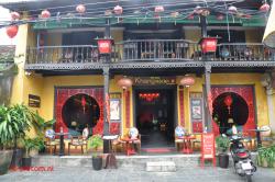 Shops and restaurants.